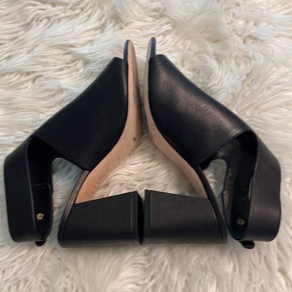 Deltan Women's Black Open-Toe Heels size 9.5 leather sole, leather upper - Picture 3 of 12